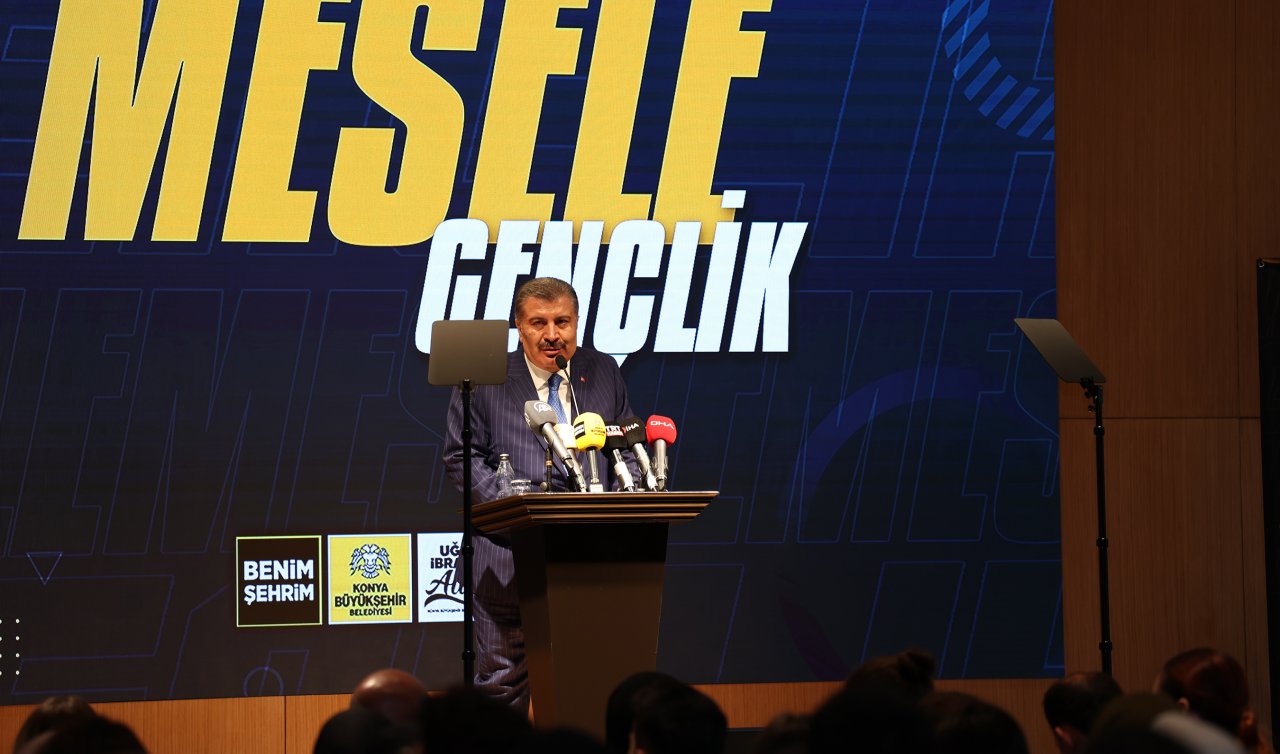 Sağlık Bakanı Koca Konya’da gençlerle buluştu