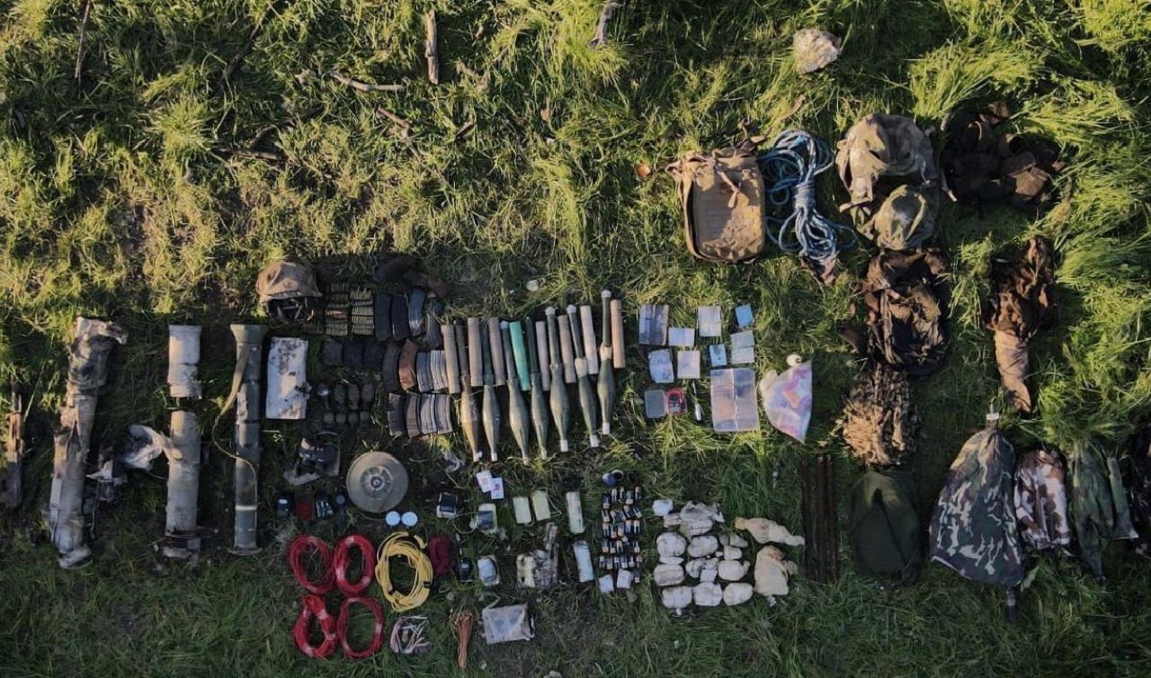 Pençe-Kilit Operasyonu’nda çok sayıda silah ve mühimmat ele geçirildi
