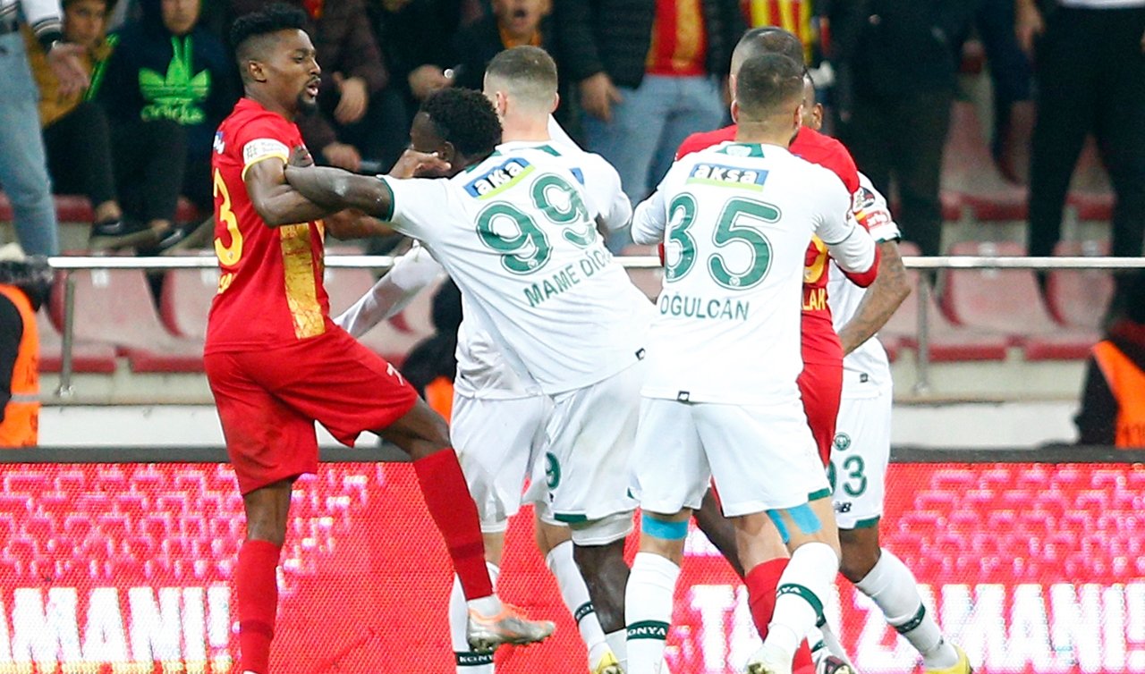 Kayserispor, Konya’da tutuk