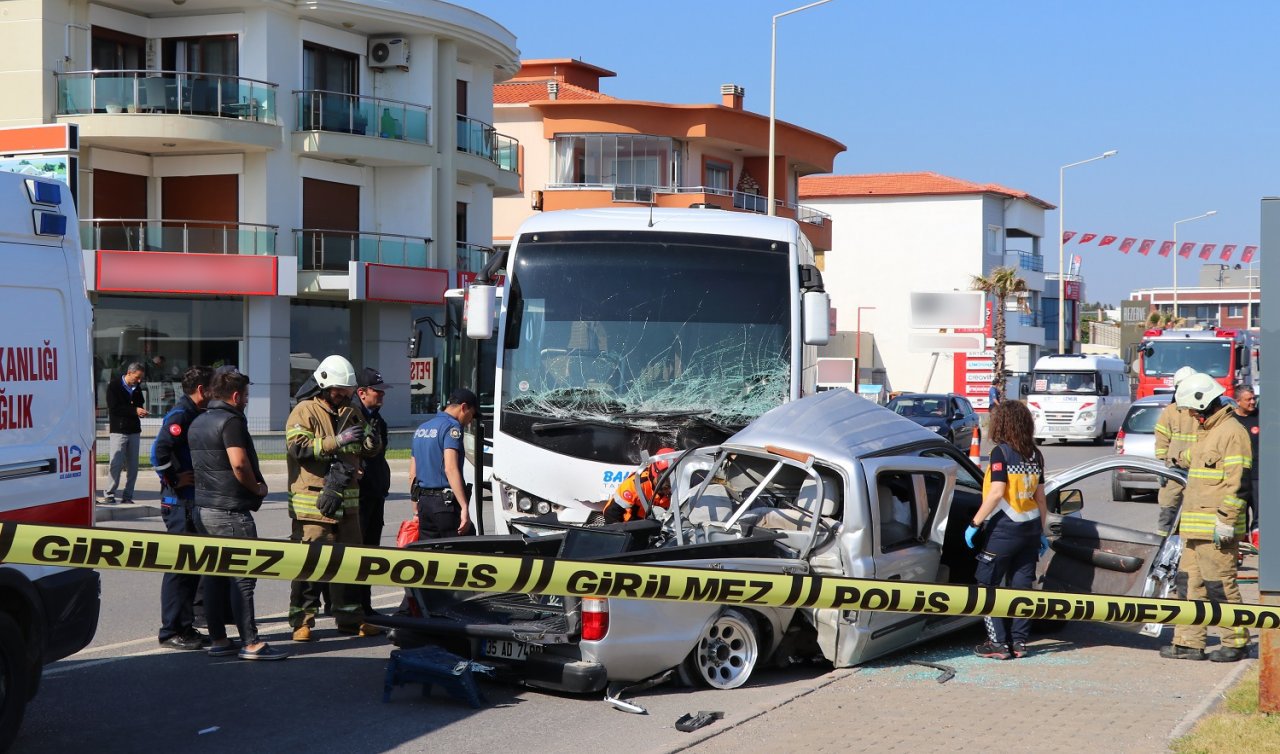 Minibüs ile pikap çarpıştı: 1 kişi öldü 