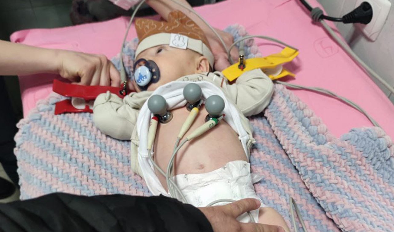 Minicik bedeniyle büyük savaş veriyor! SMA’lı Ali Ege destek bekliyor