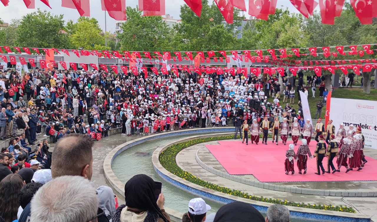 Konya’da 19 Mayıs Atatürk’ü Anma, Gençlik ve Spor Bayramı kutlanıyor
