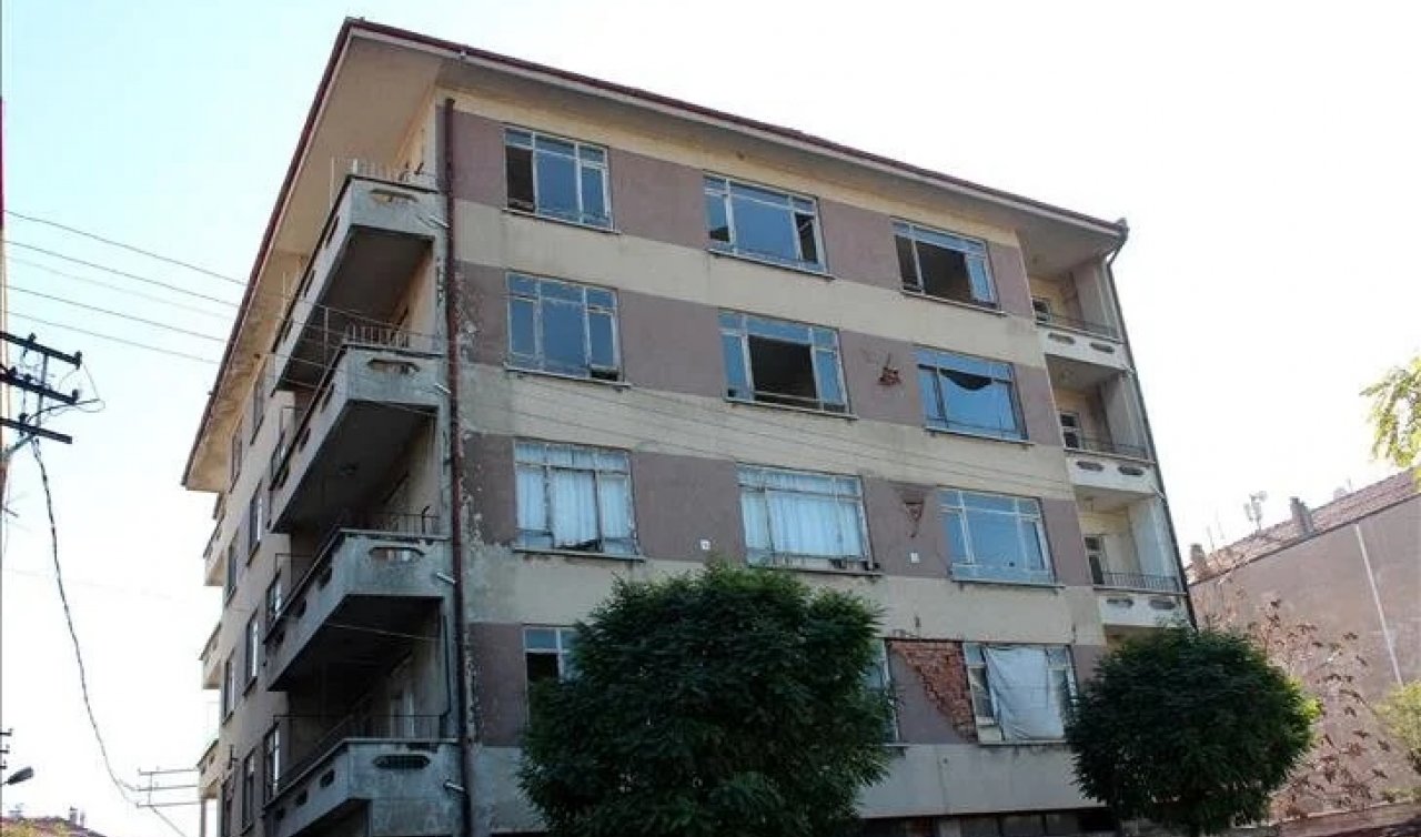 Apartmandan inerken gördükleri manzara kan dondurdu! 
