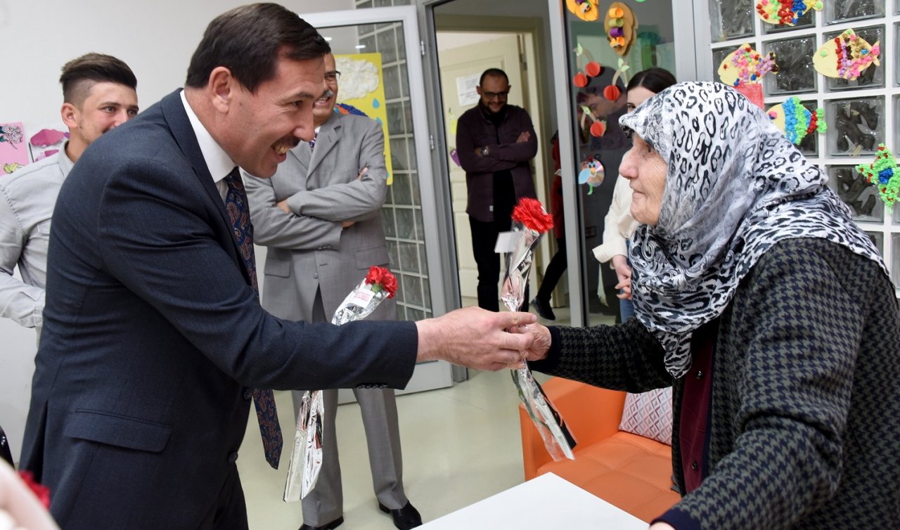 Konya’daki “Alzheimer Gündüz Yaşam Merkezi’’ örnek oluyor