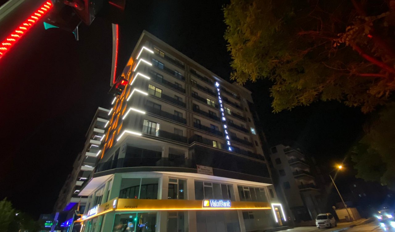 Doktorun  7. katındaki dairesinden atlayan hemşire öldü