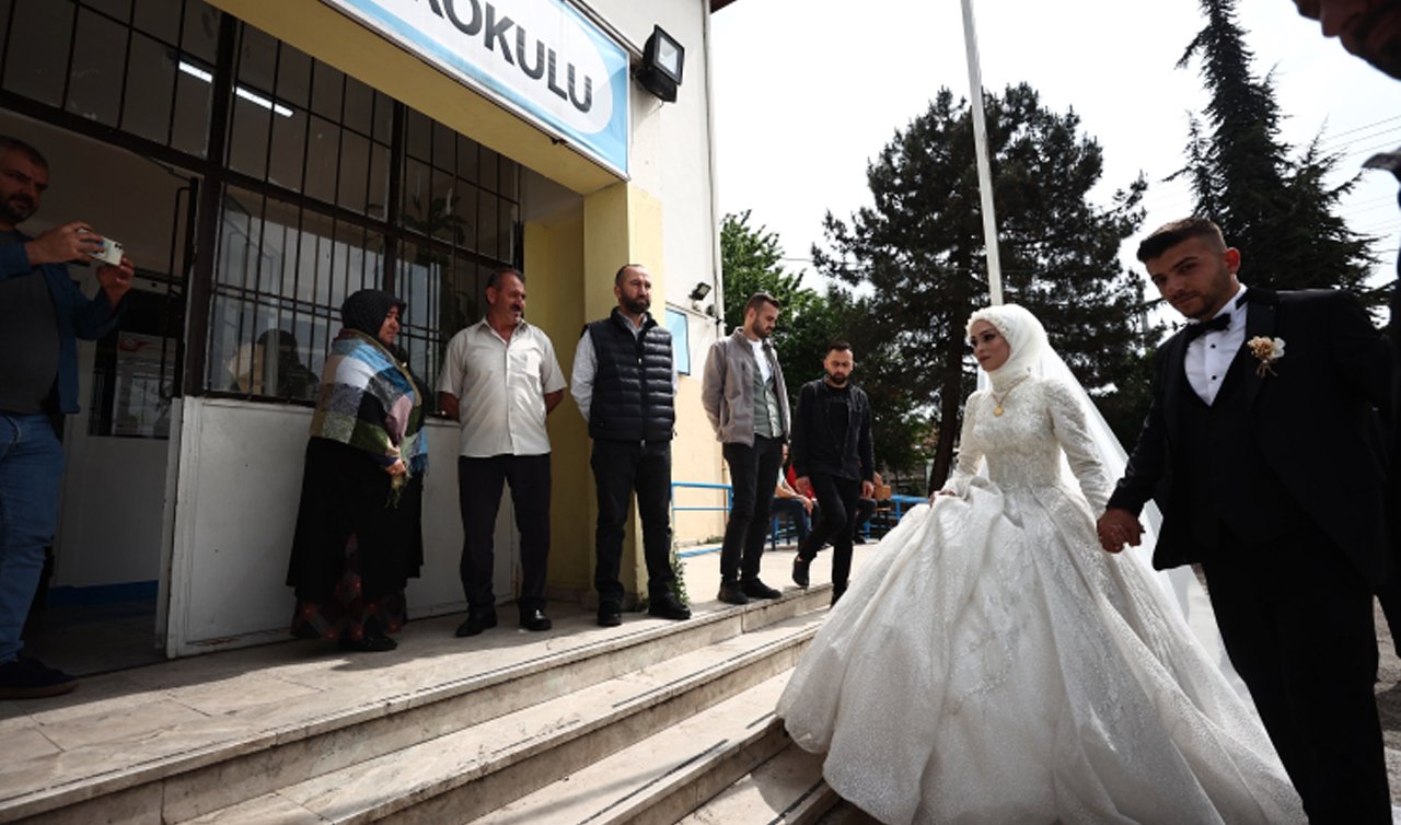 Düğün öncesinde oy kullandılar