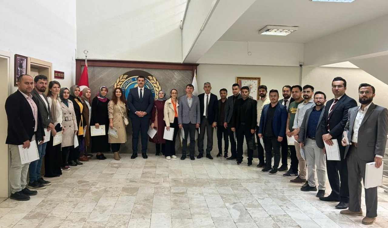 Bozkır’da 21 öğretmene başarı belgesi verildi 