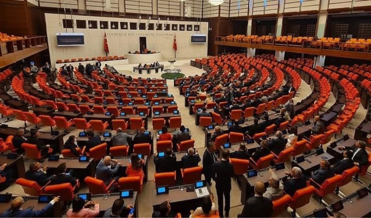 YSK kesin sonuçları açıkladı! İşte partilerin Meclis’teki sandalye sayısı 