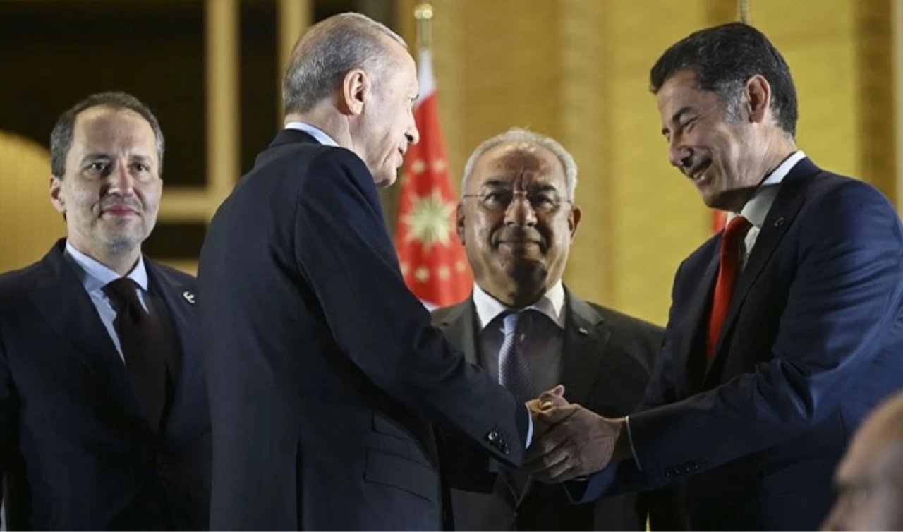 Cumhurbaşkanı Erdoğan Sinan Oğan’a ne dedi? İşte o fotoğrafın hikayesi