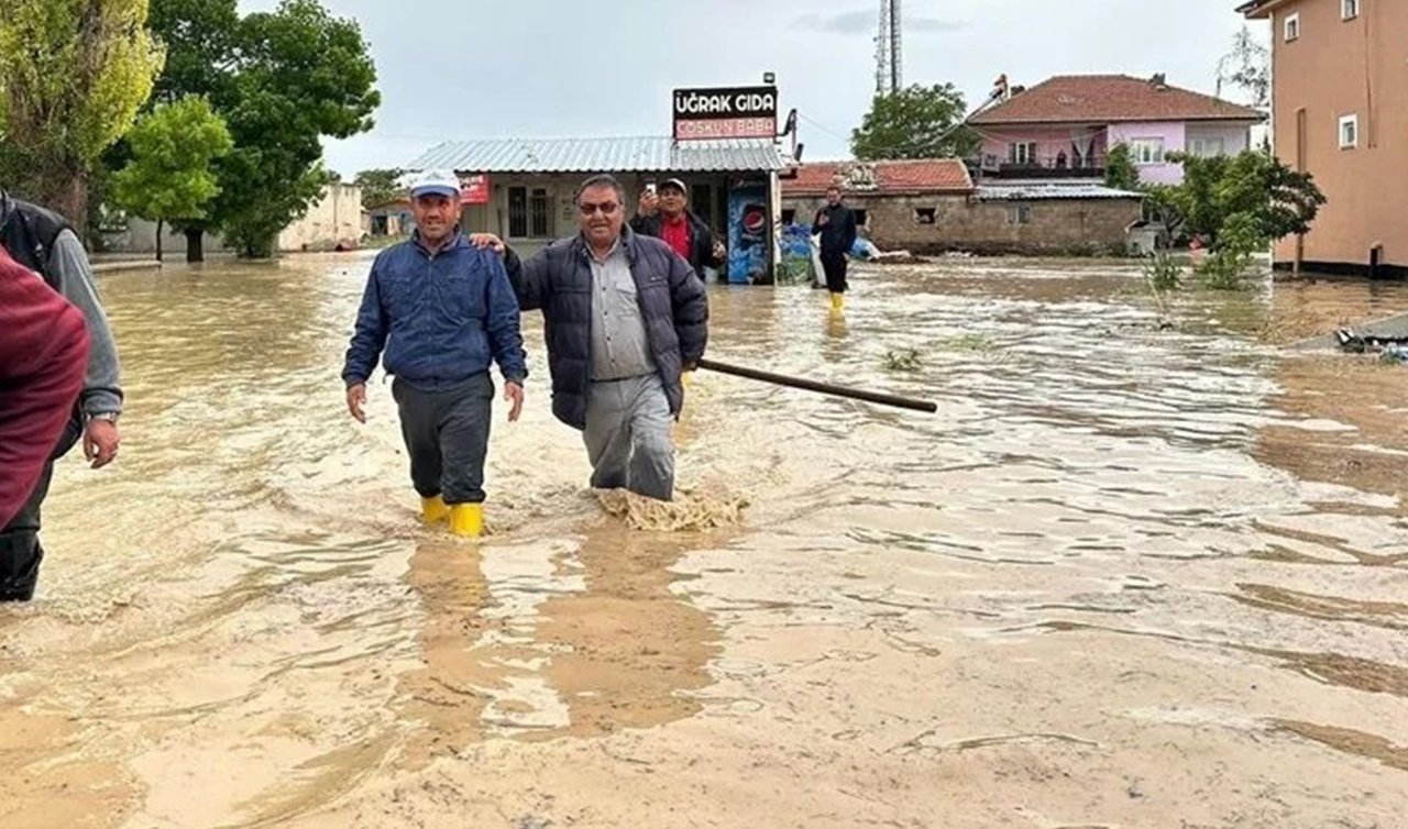 Konya’ya sarı uyarı! Meteoroloji saat verdi… Sel ve yıldırım tehlikesi var
