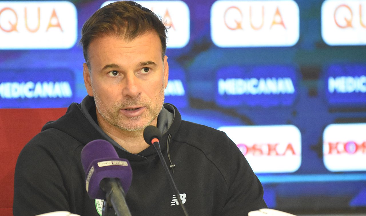 Konyaspor Teknik Direktörü Stanojevic:Rakip yarı sahada yeterince risk oluşturamadık