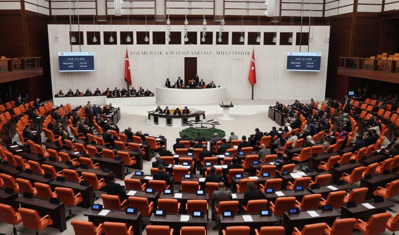 TBMM’de 600 milletvekilinin 335’i ilk kez seçildi