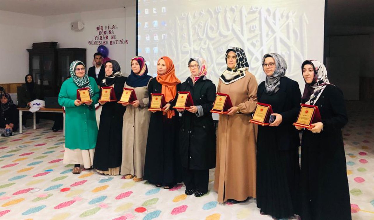 Kur’an Kursu öğrencileri yılsonu etkinliği düzenledi 