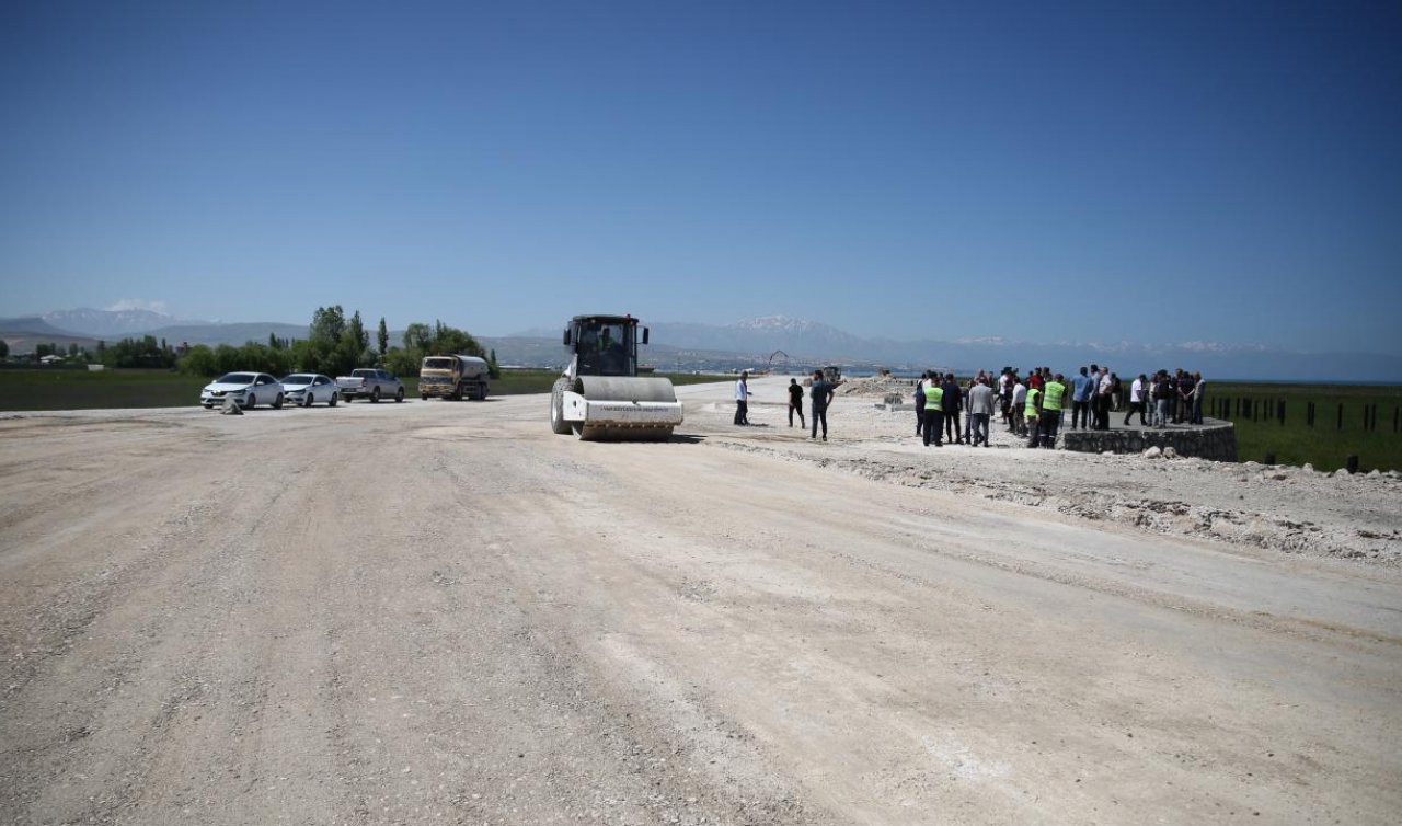 Van Gölü kıyısına 16 kilometrelik sahil yolu yapılacak