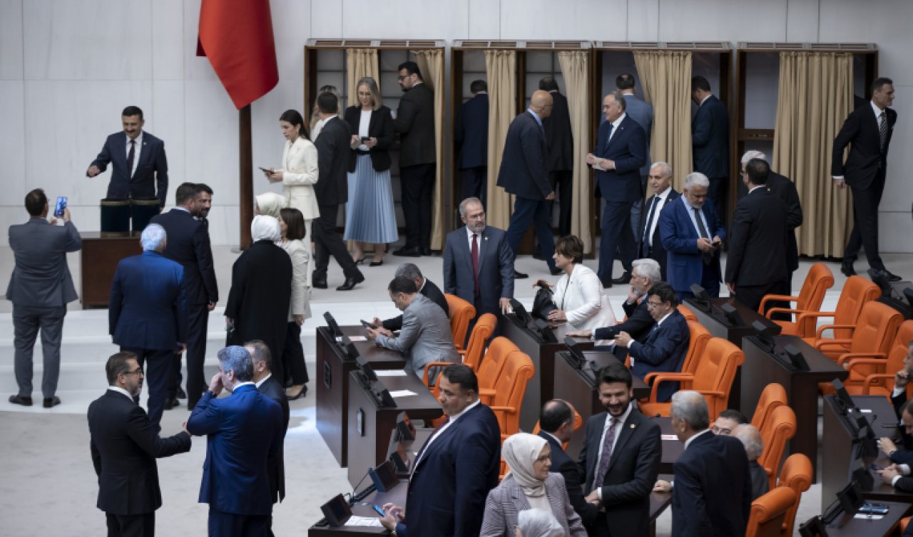 Meclis’te başkanlık seçimi: Üçüncü tura geçildi