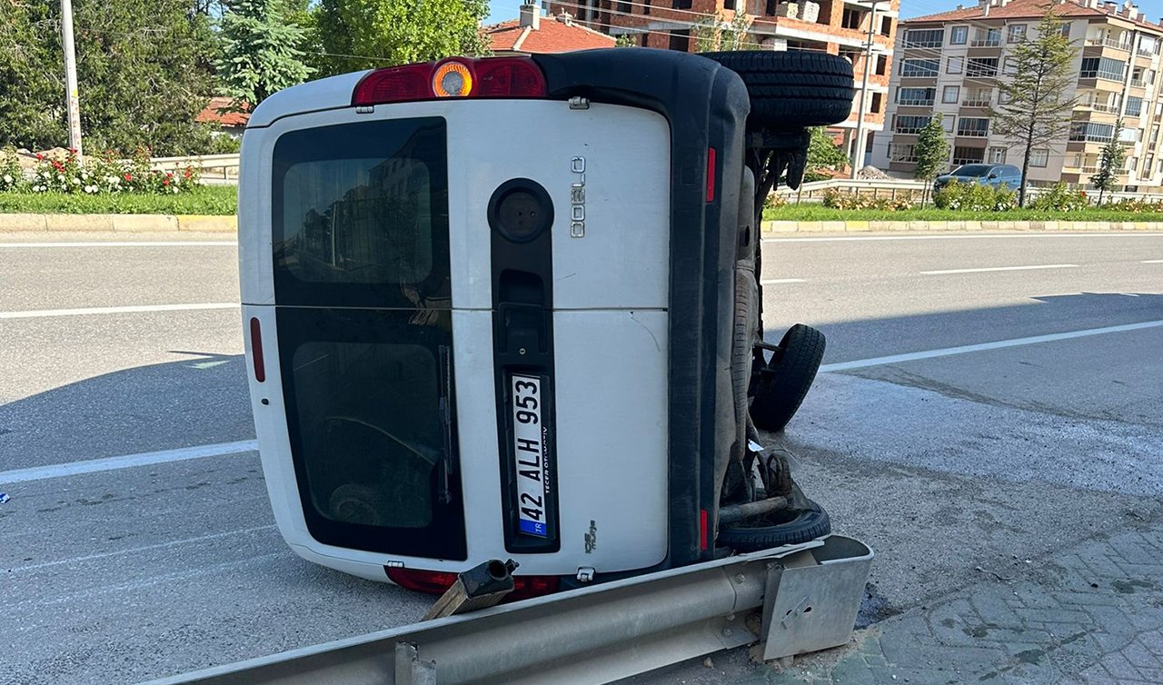 Konya’da araç kontrolden çıkarak devrildi:Sürücüsü yaralandı