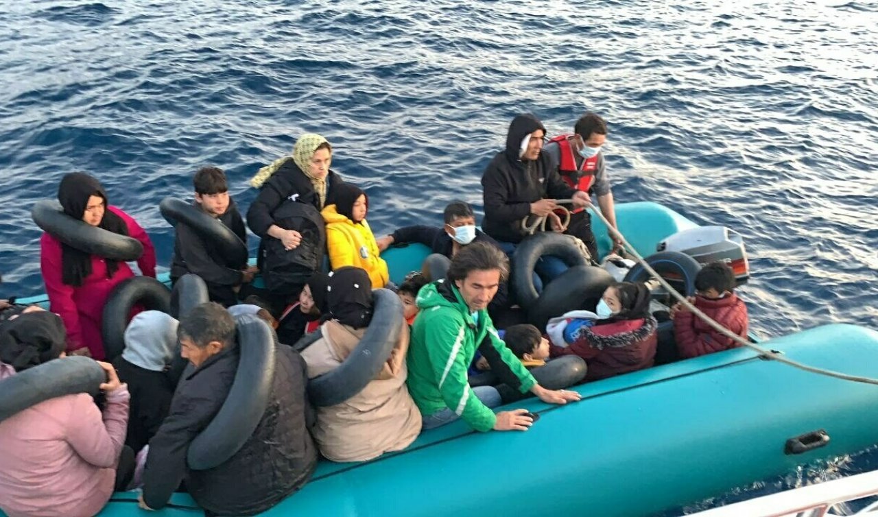 27 kaçak göçmen kurtarıldı