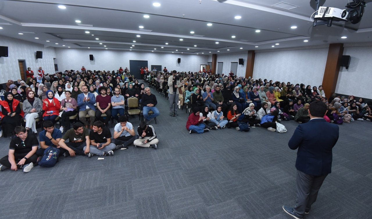 Filistin’de yaşanan “insanlık dramı’’ Konya’da sahneye taşındı!