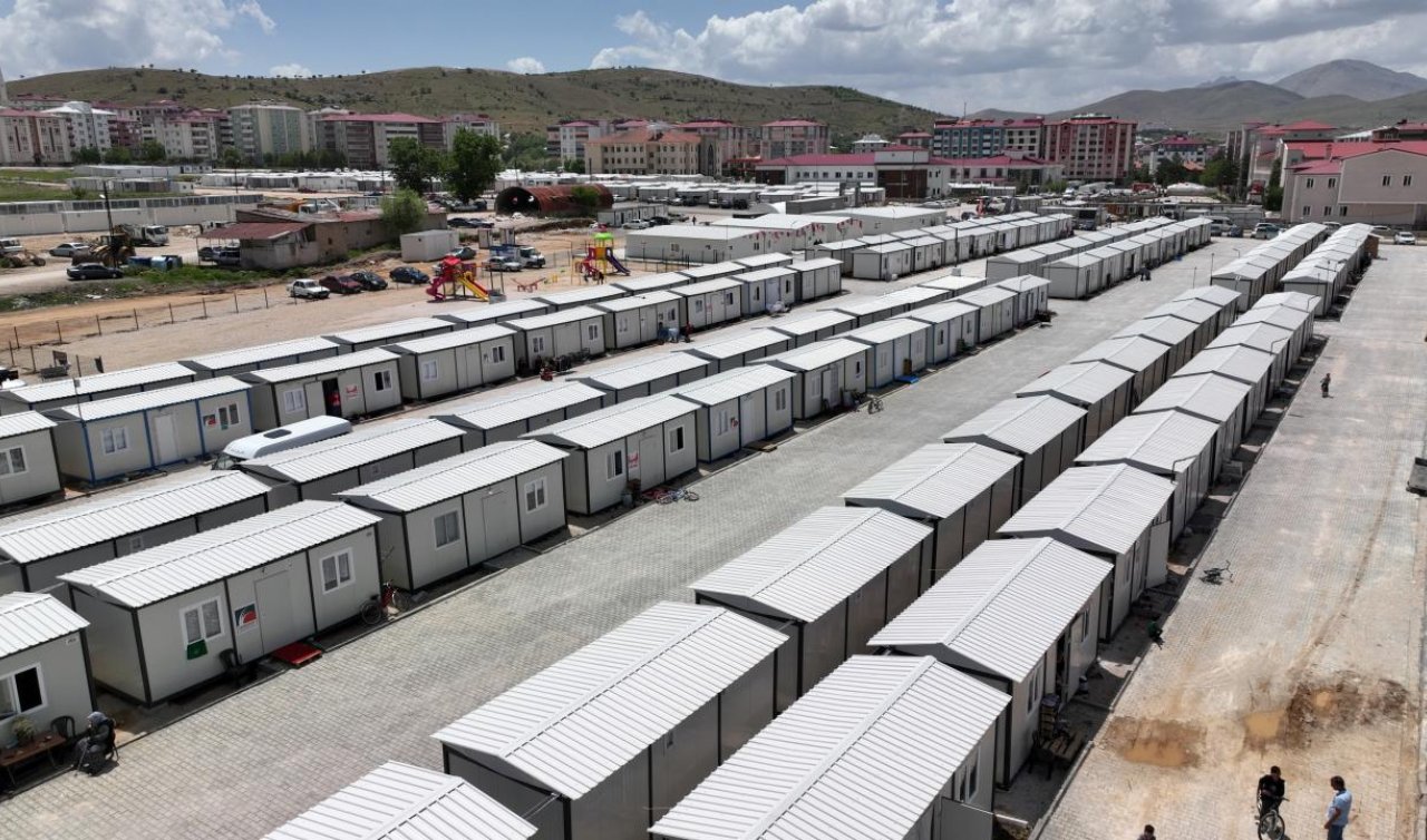 Deprem bölgesinde 140 bin 838 konteyner kuruldu