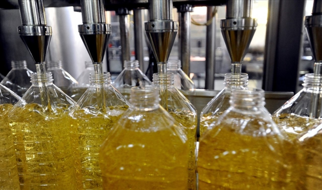 Su fiyatına yağ! Vatandaşlar akın ediyor! 5 Litre Ayçiçek yağının fiyatını gören depoluyor