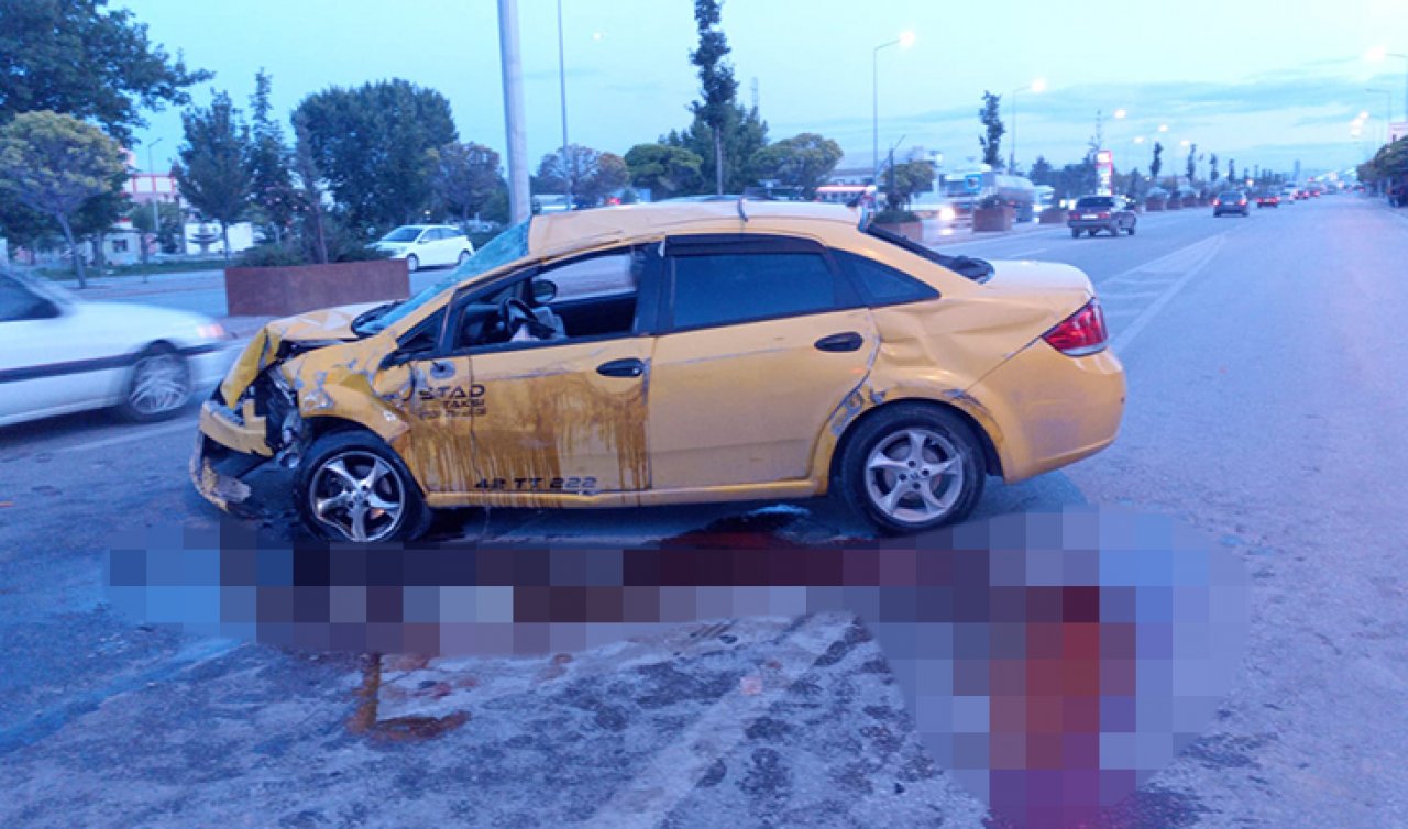 Konya’da ticari taksi refüje girdi: Sürücü hayatını kaybetti, Kaza anı kameraya yansıdı