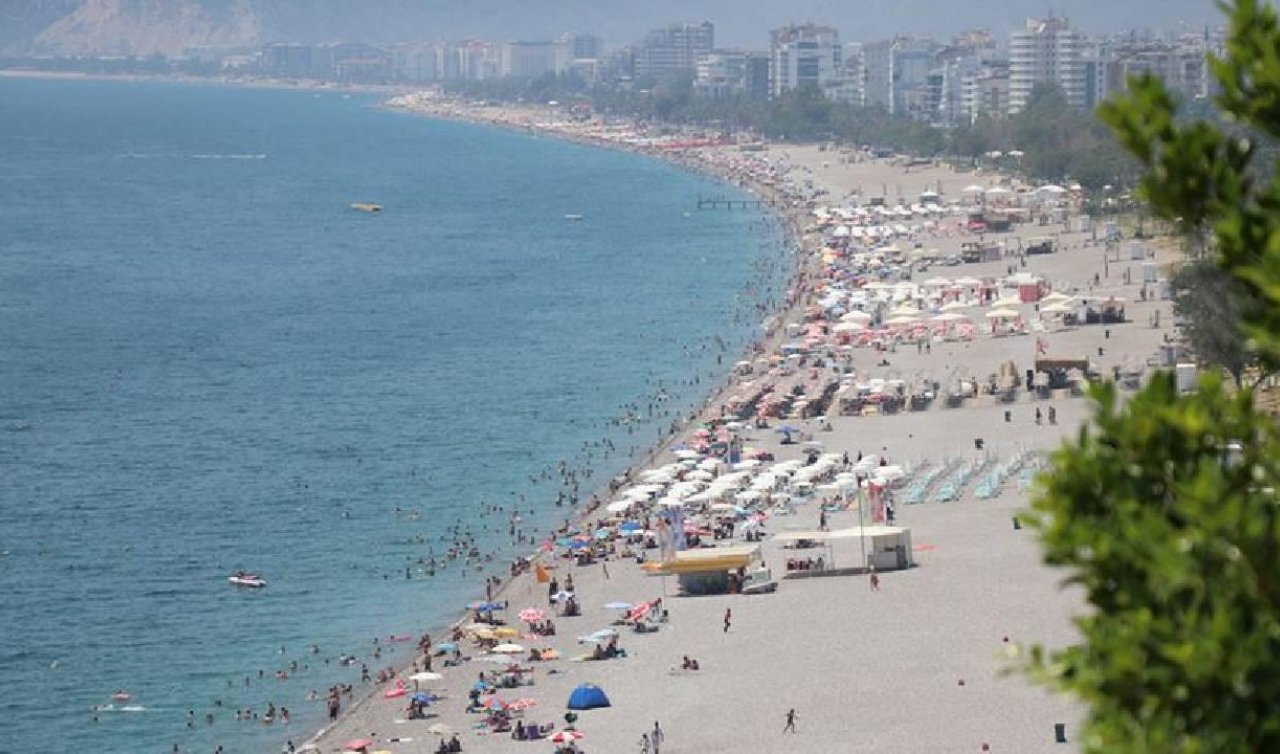 Yılın ilk 5 ayında turist sayısı 15,5 milyonu geçti