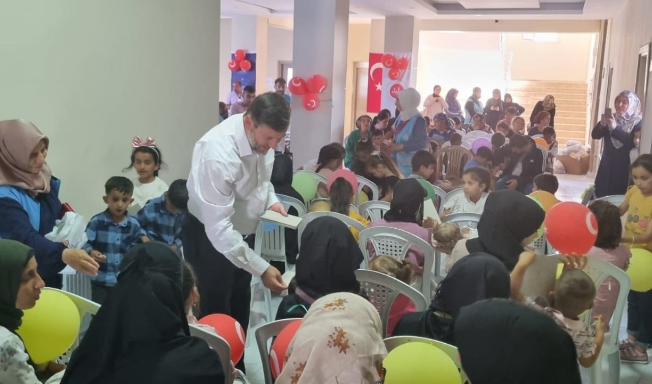 75 yetime bayramlık hediye edildi