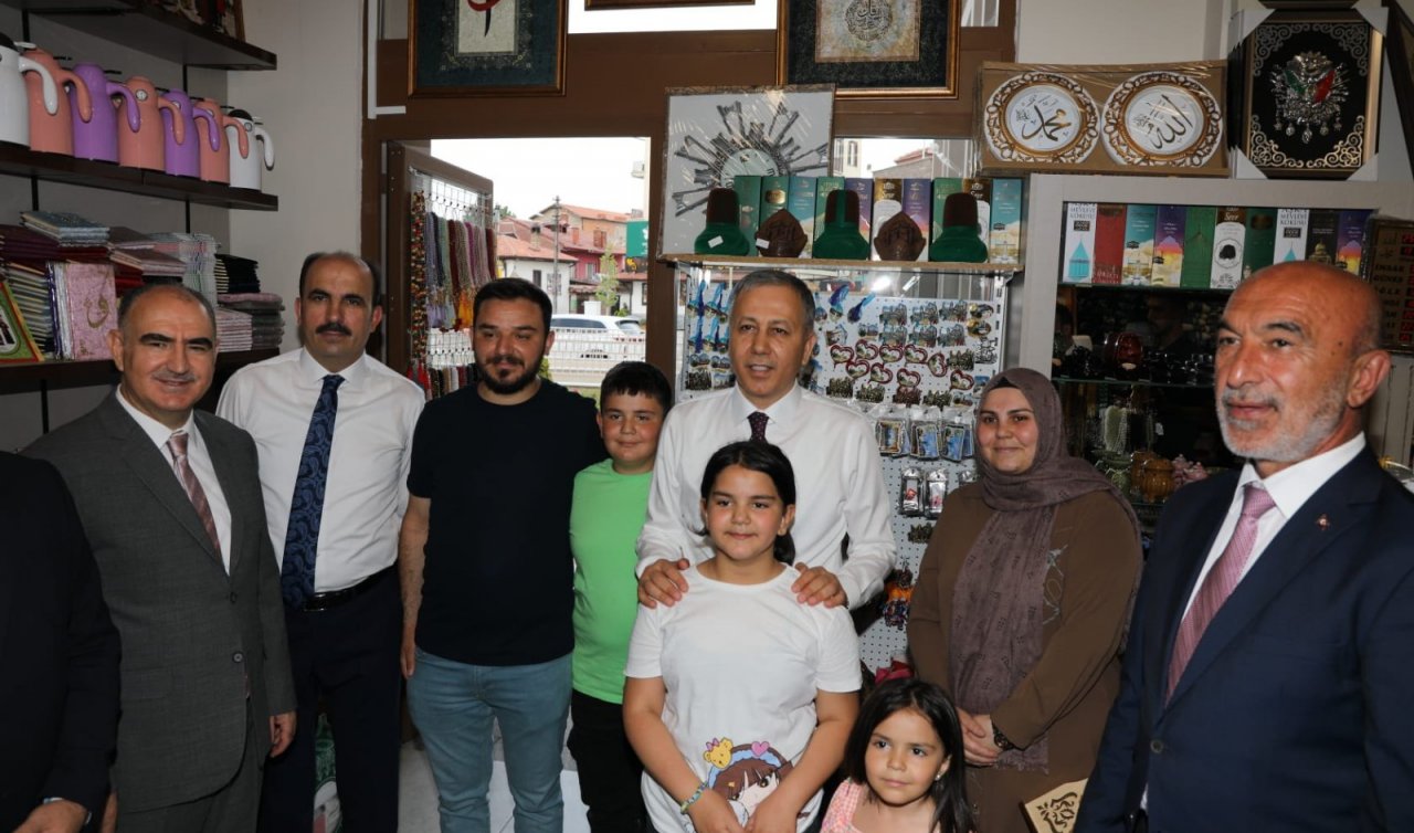 İçişleri Bakanı Ali Yerlikaya Konya’da esnaf ziyareti yaptı