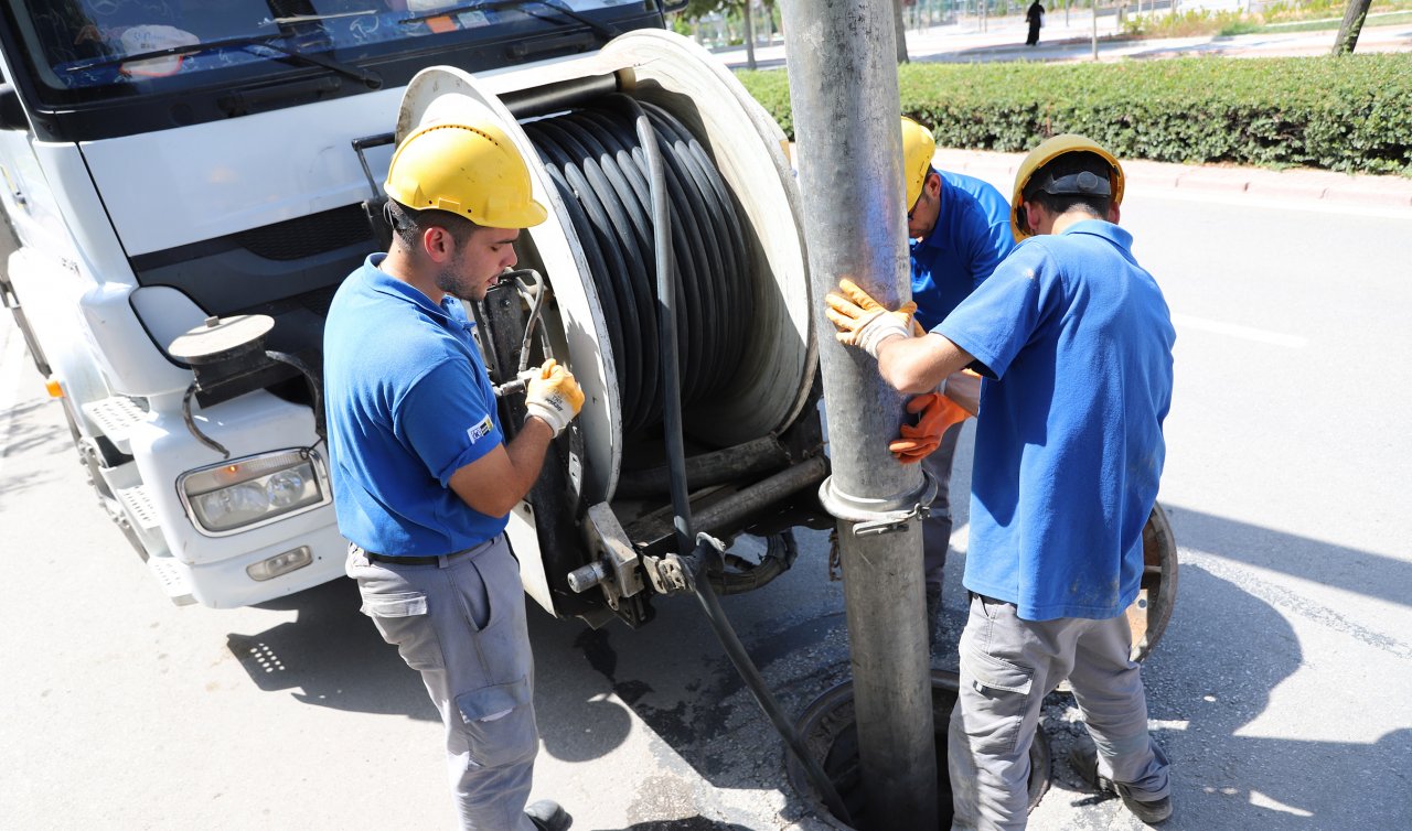 Konya’da kanalizasyon temizliği! Taşkın riskine karşı önlem