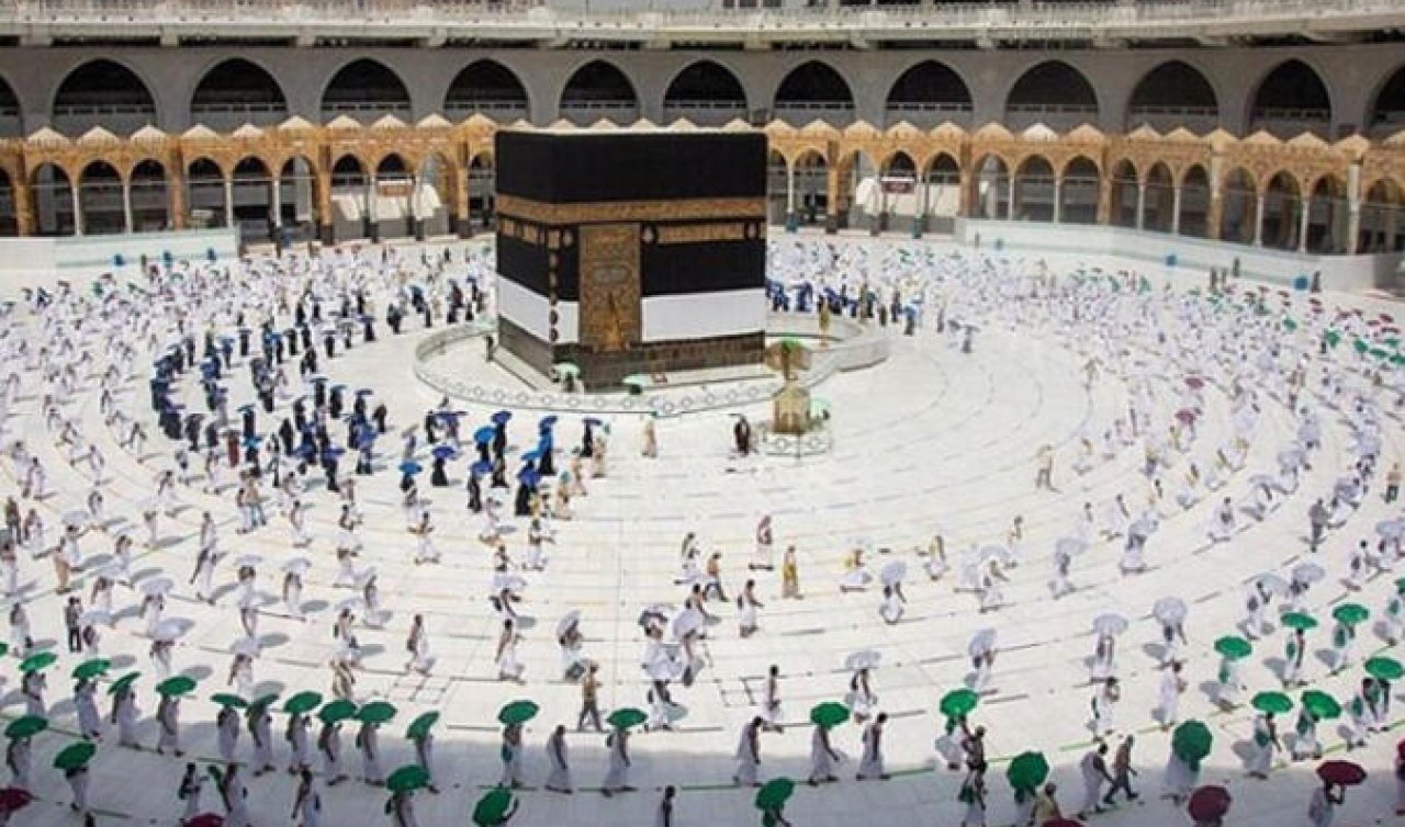Kutsal topraklara gitmek isteyenlere müjde! Umre tarihleri açıklandı