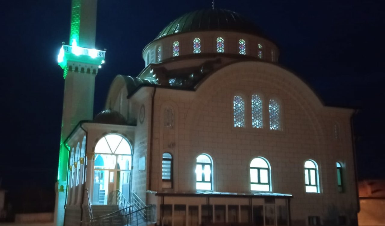 Konya’da yapımı tamamlanan cami törenle açıldı