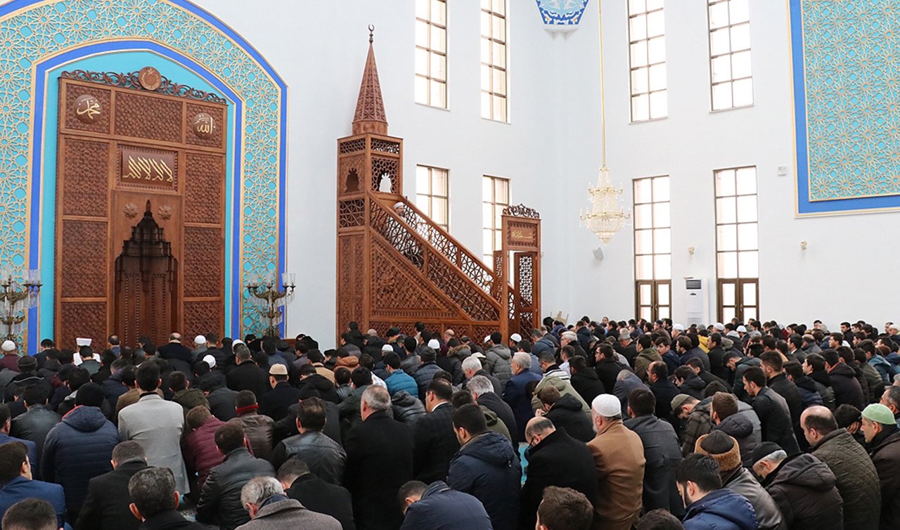  07 Temmuz Cuma Hutbesi: Cuma namazı saat kaçta? 