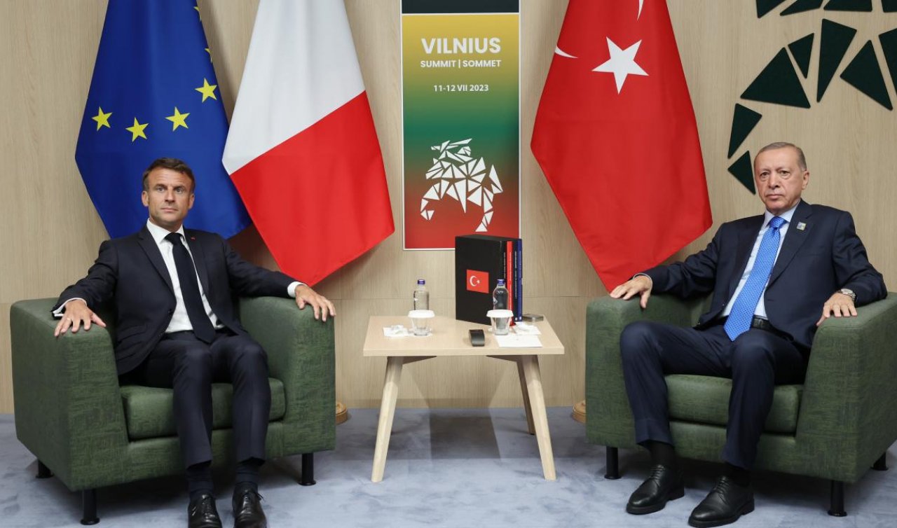 Cumhurbaşkanı Erdoğan Fransa Cumhurbaşkanı Macron ile bir araya geldi