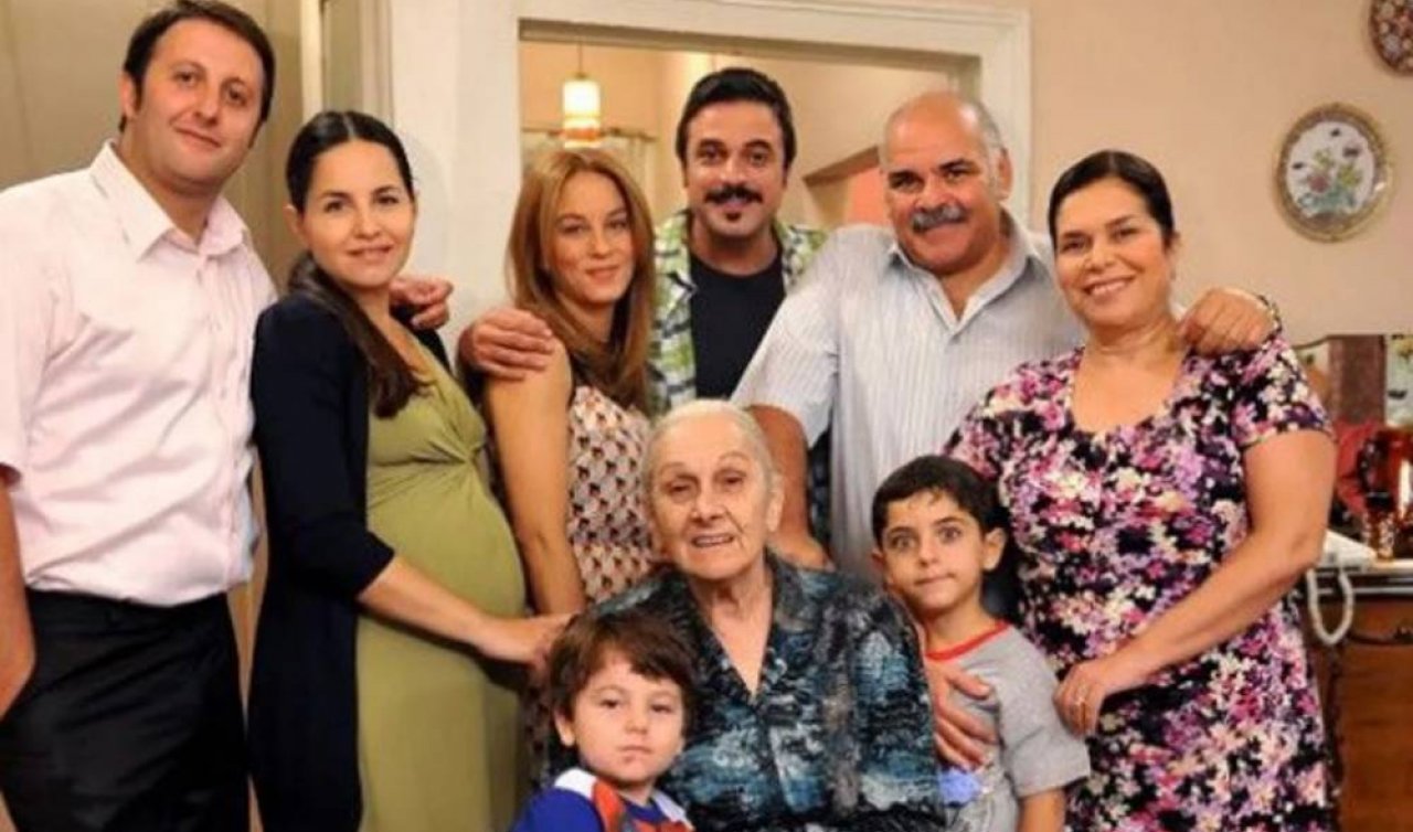 Geniş Aile dizisiyle hafızalara kazınan usta sanatçı hayatını kaybetti!