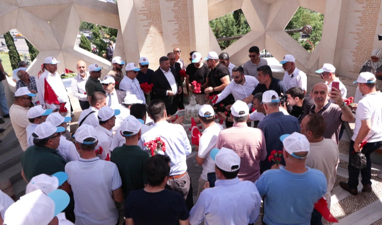 15 Temmuz Şehitler Anıtı Ziyaretçi akınına uğradı 