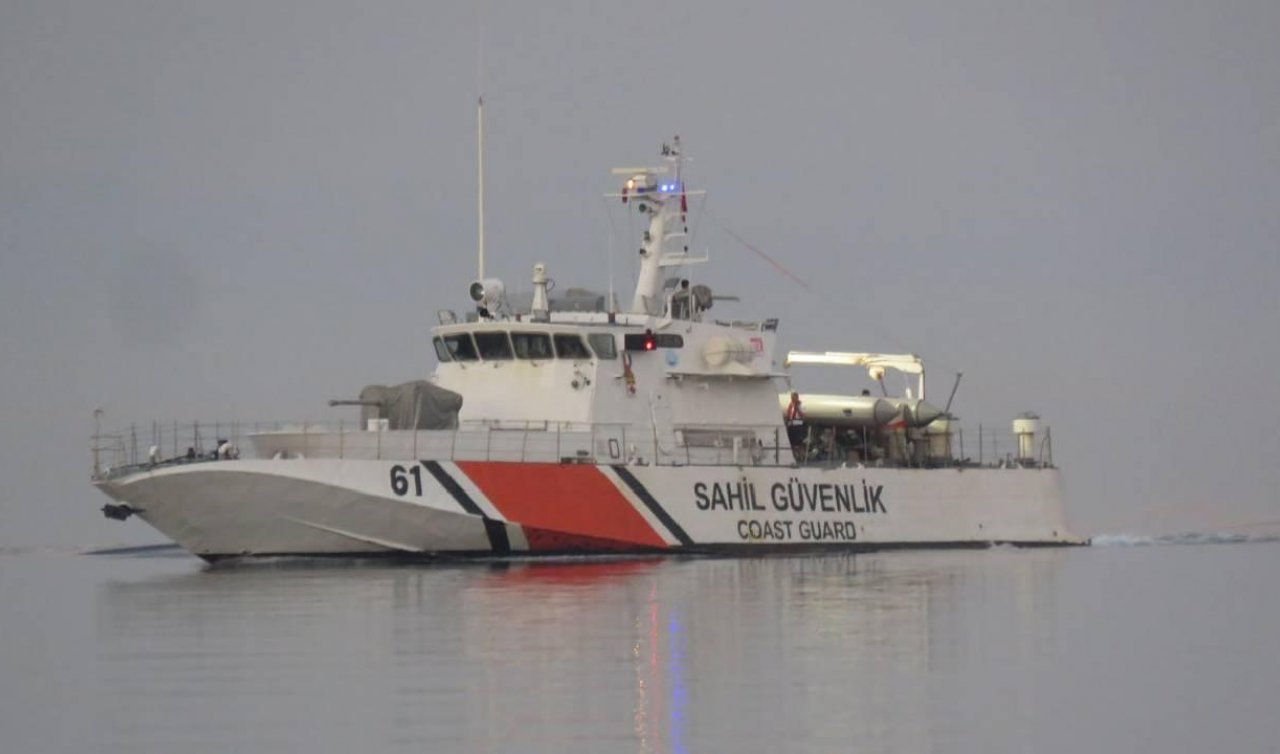 Çanakkale açıklarında 38 düzensiz göçmen yakalandı