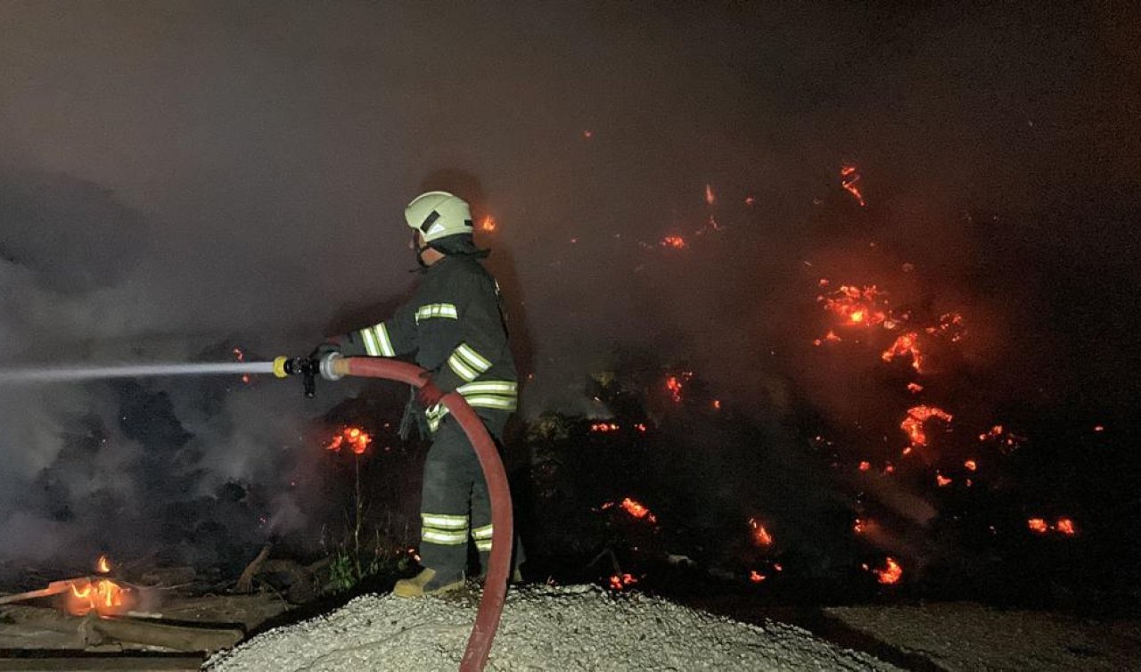 Konya’da 160 ton saman balyası kül oldu!