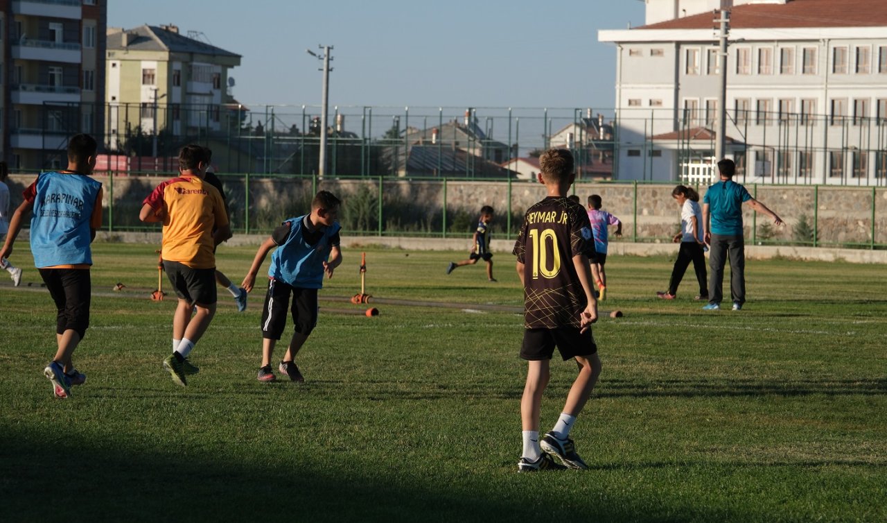 Karapınar’da yaz Kur’an kursları arasında futbol turnuvası başladı