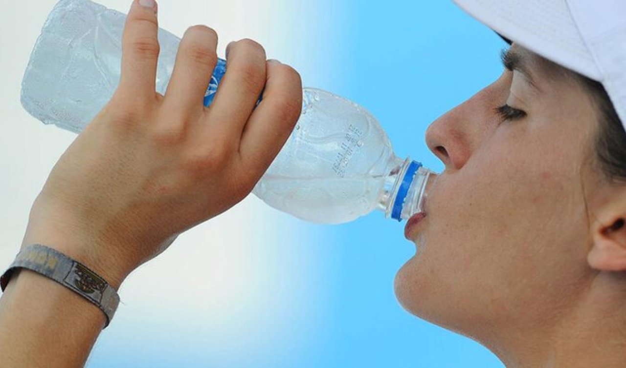  Su zehirlenmesi nedir, belirtileri nelerdir? Kaç litre su zehirler?