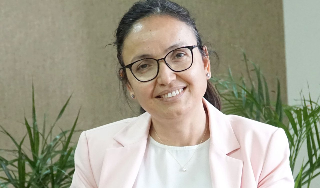  Konyalı Vali Hülya Kaya adını tarihe yazdırıyor! 