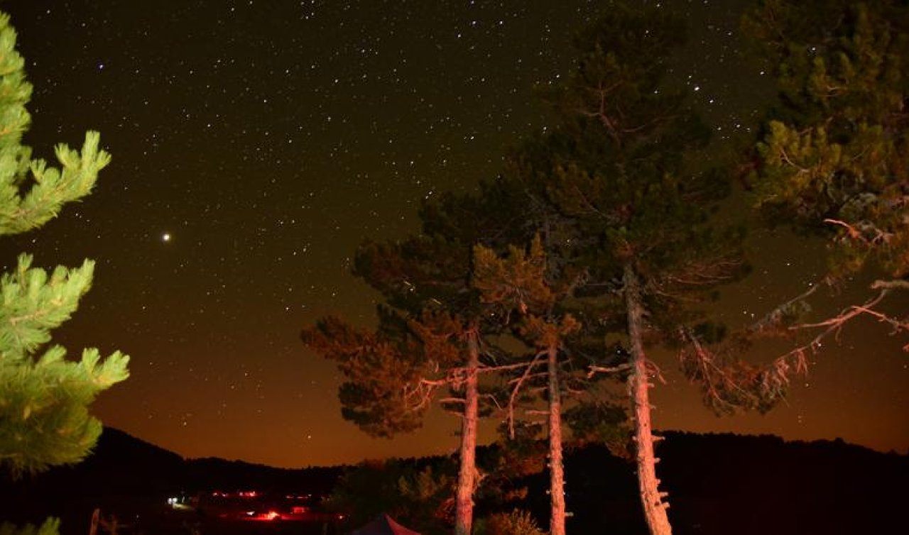 Cumartesi gecesi meteor yağmuru yaşanacak!