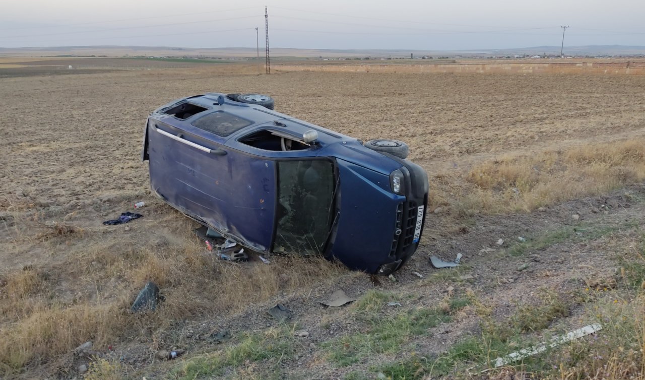 Konya’da hafif ticari araç devrildi: biri çocuk 3 yaralı