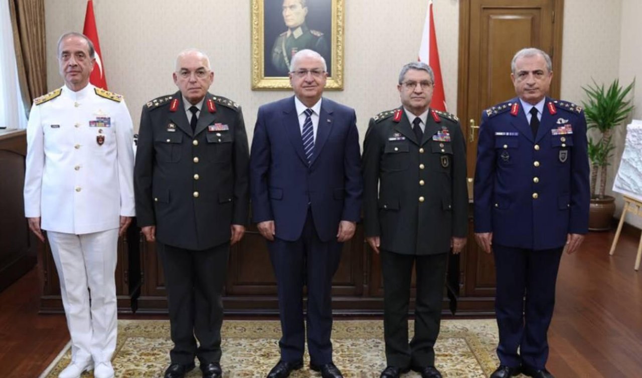 Kara Kuvvetleri Komutanlığı’nda devir teslim töreni düzenlendi