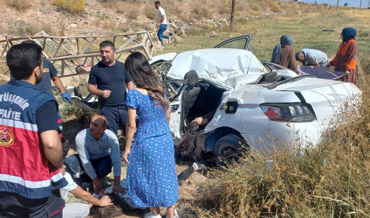  Otomobil şarampole yuvarlandı: 1 ölü 3 yaralı