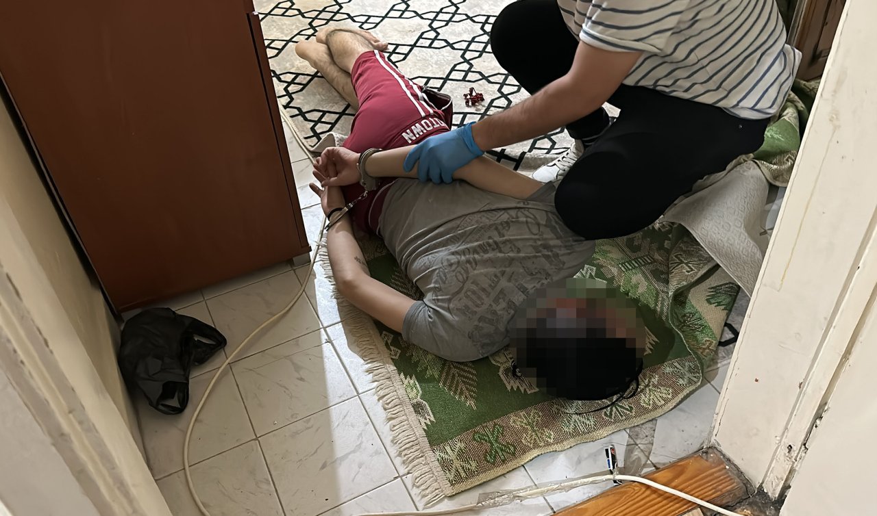  Sokakta uyuşturucu satan şüpheliye polis baskını