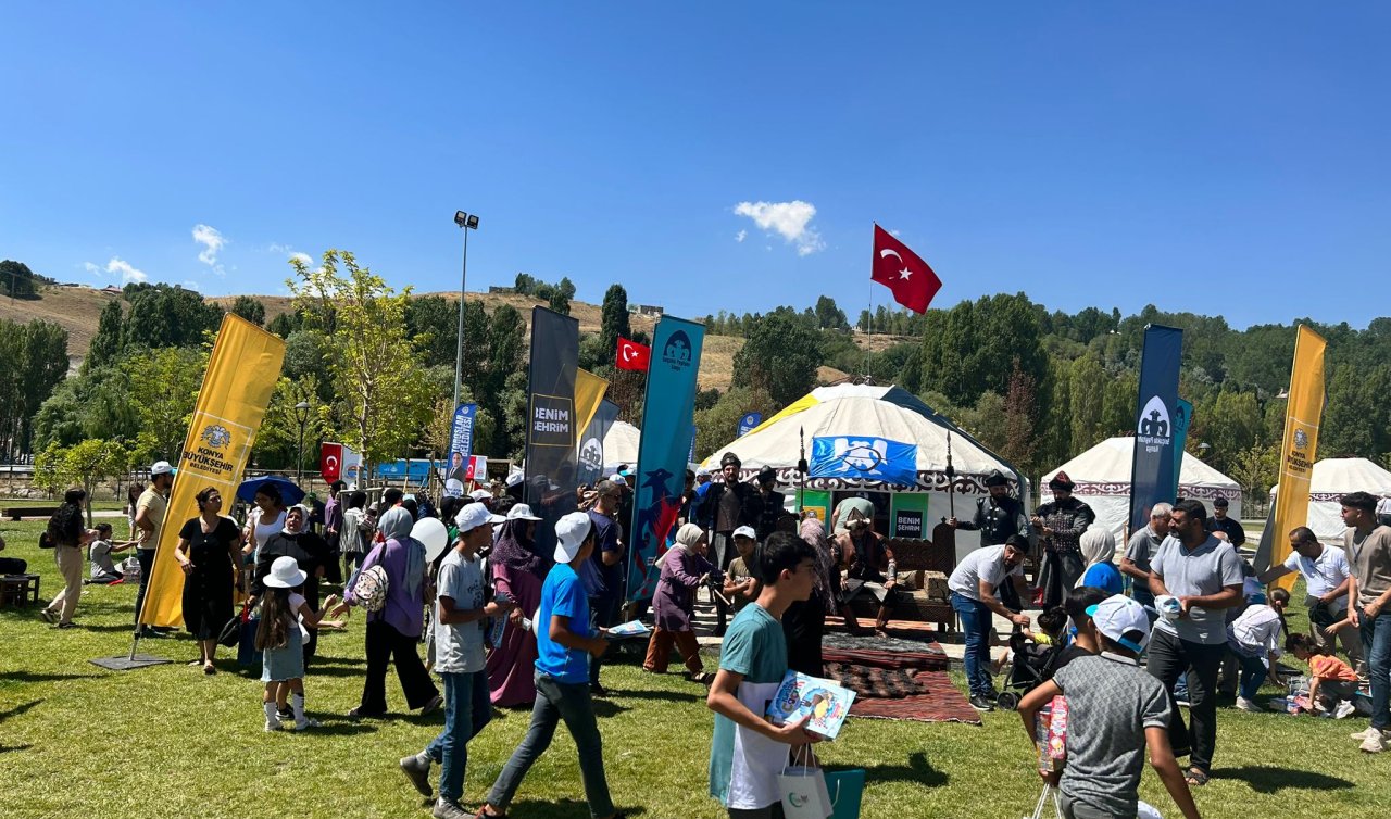  Konya Büyükşehir Belediyesi’nin standı vatandaşlardan ilgi gördü!