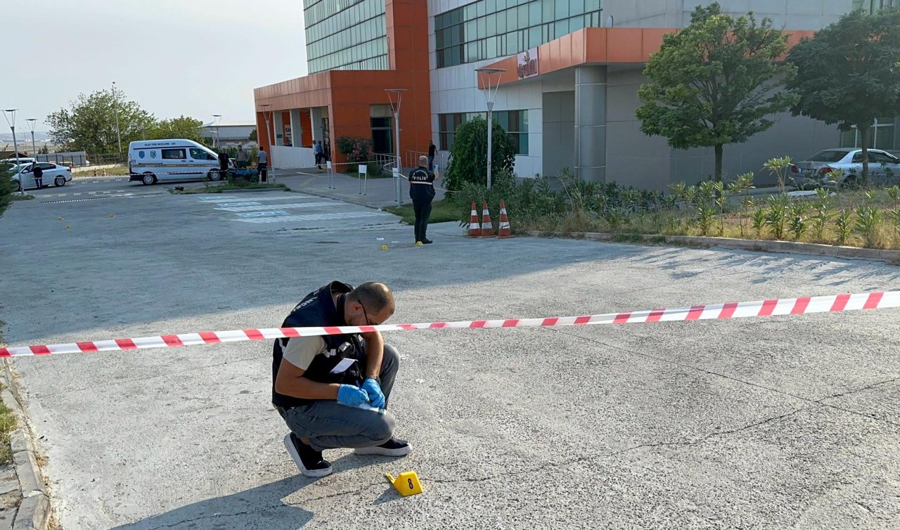 Uzman çavuş kendisini döven 2 kişiyi bacaklarından vurdu
