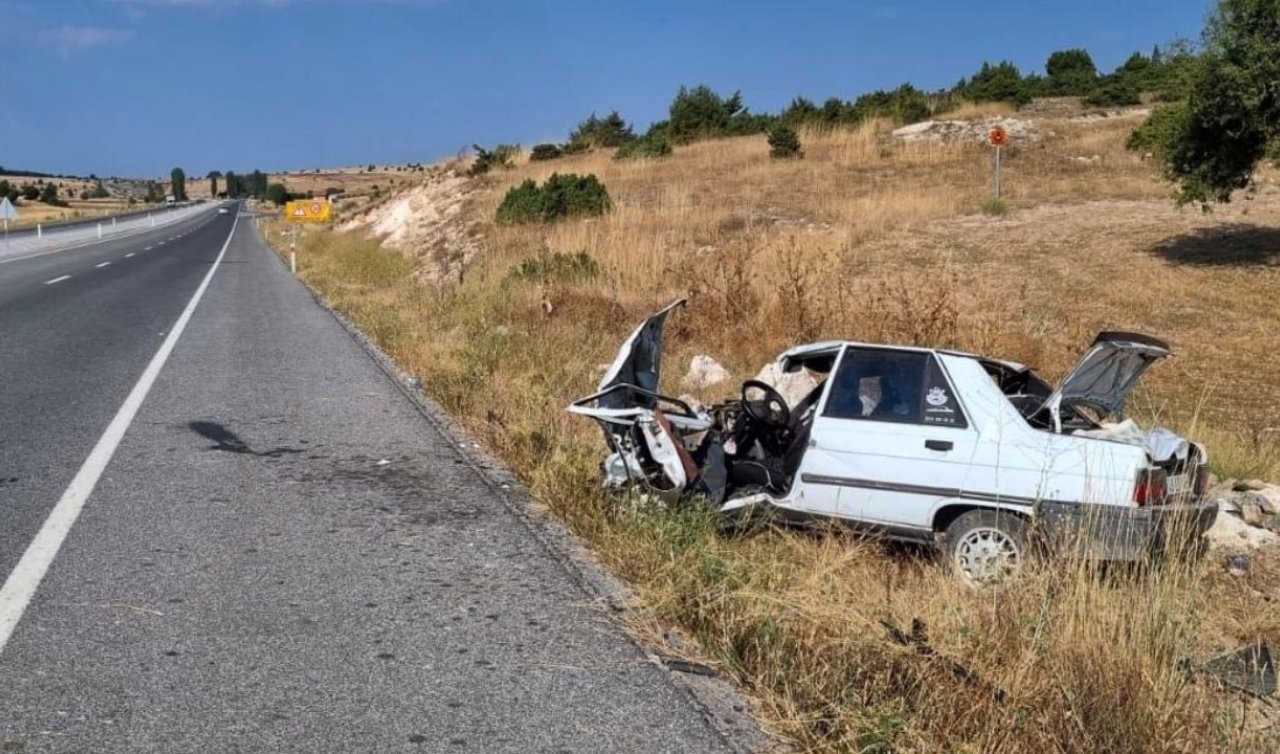  Otomobil devrildi: 1 çocuk öldü, 3 kişi yaralandı
