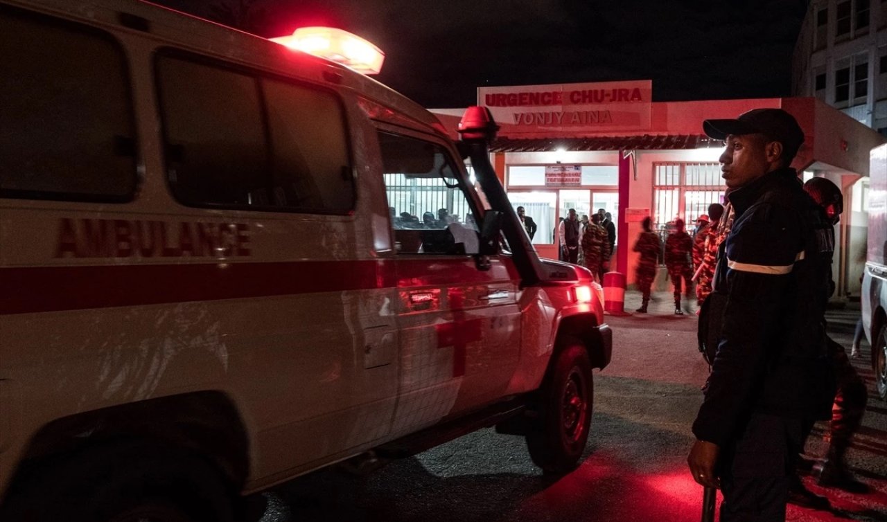  Stadyumda izdiham: 12 ölü, 80 yaralı