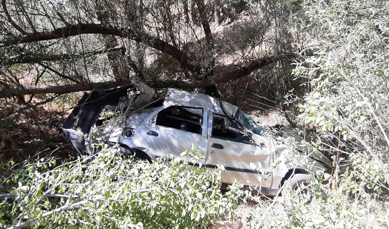  Otomobil uçuruma devrildi: 4 ölü, 3 yaralı